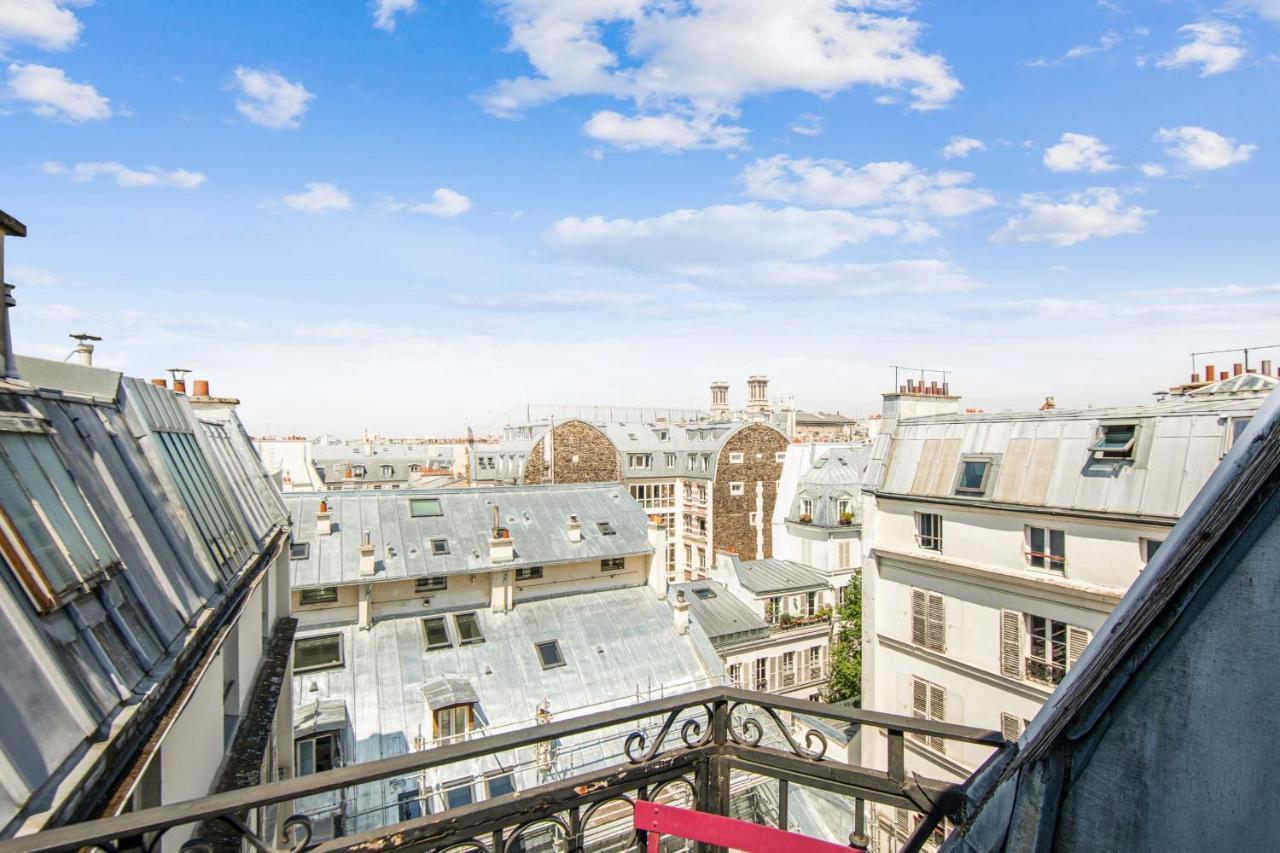 Апартаменты Artists' Studio On The Roofs Of Montmartre - Welkeys Париж Экстерьер фото